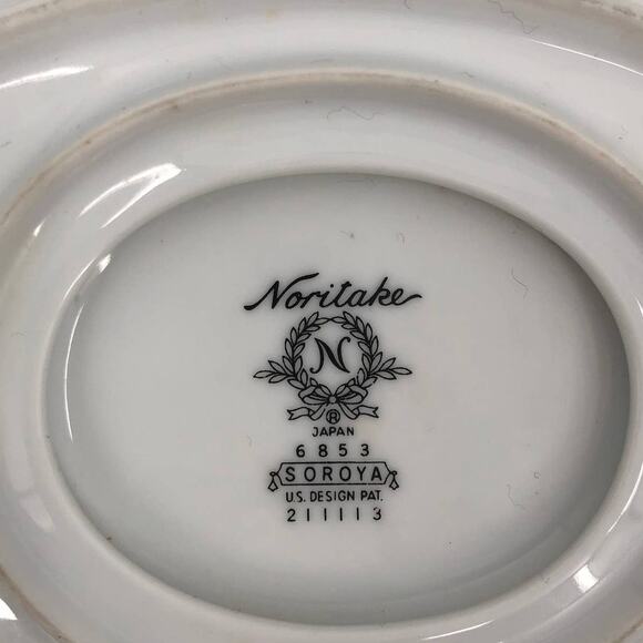 Vintage Noritake White Green Daisy Floral Soroya 6853 Gravy Boat Attached Plate - Picture 2 of 7